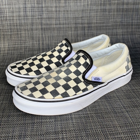 Vans Classic Slip On Checkerboard Black/Beige
Skate Shoes Men's 4.5 Women's 6 - Picture 8 of 13